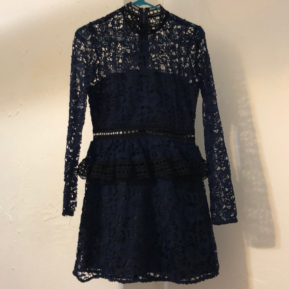 DO+BE Lace mini dress, navy and black size small